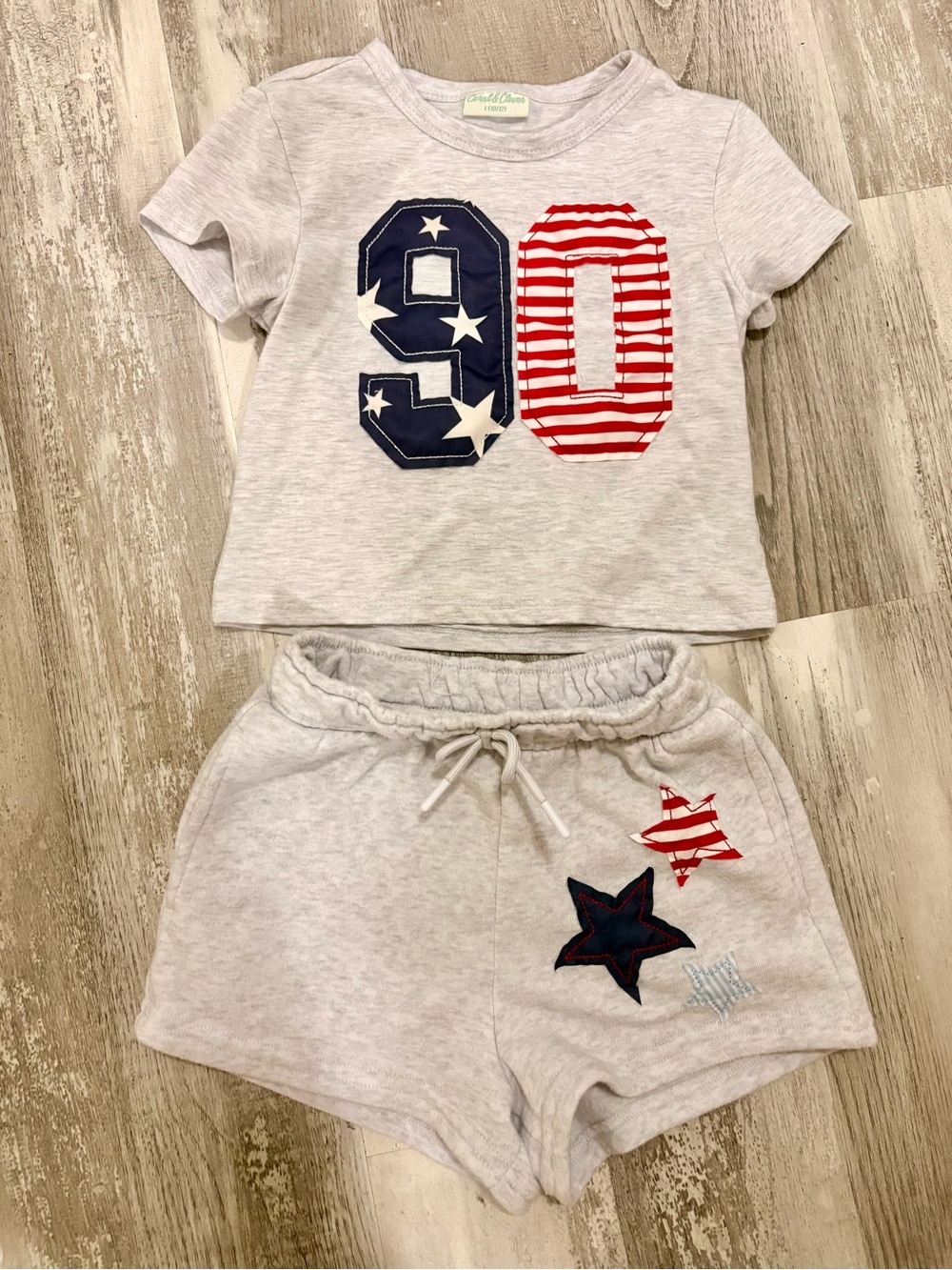 Americana Theme set Heather Gray Star & Stripe Shorts Set - 90 Graphic